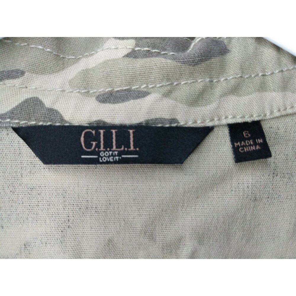 G.I.L.I Women's Sz S Camo Sleeveless Jacket Vest Open Front Belted Pockets - Picture 3 of 4